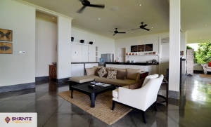 villa-karang-putih-uluwatu-20.jpg