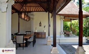 louer villa bali cemadik 16