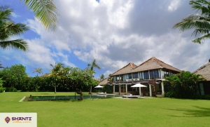 louer villa makanda tanah lot seseh 12