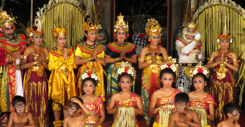 danse ubud palace